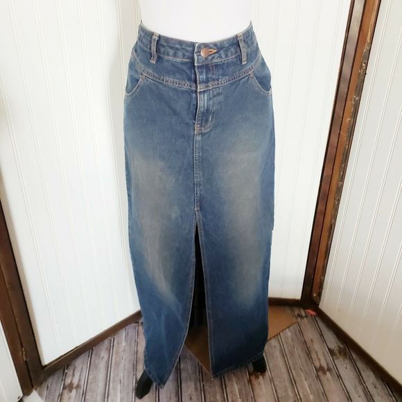 No Boundaries Dresses & Skirts - Long full modest Prairie maxi denim jean skirt